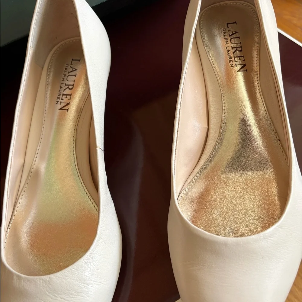 Ralph Lauren leather pumps - Picture 3 of 6